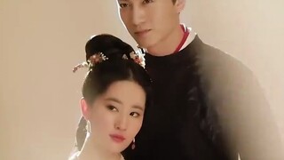 "الجمال يشع من النظرات" الثنائي الجميل ليو ييفي وتشين شياو لديهما سوء فهم عميق بشأن جمالهما، ولديهما