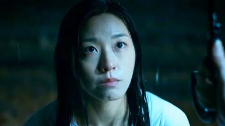 वो घर के अंदर नहीं जा रही थी... लेकिन वजह बेहद डरावनी थी! 😱 #shorts  #horror