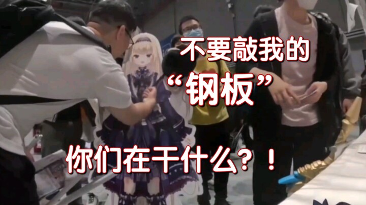JK Jepang melakukan siaran langsung dari lokasi CP29, lalu diserang oleh haters di depan umum dengan