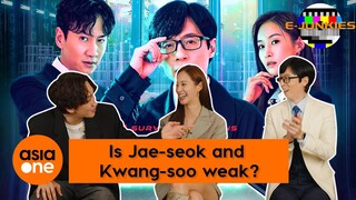 E-Junkies: Yuri is fascinated with how weak Kwang-soo and Jae-seok are