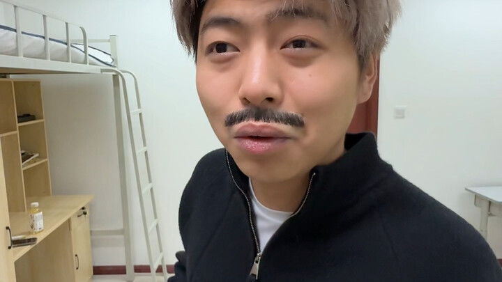 "اليد الخلفية"