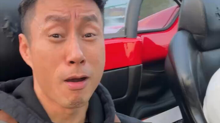 กับเพื่อนรักเฟอร์รารีตัวเข้มของฉัน ลองขับเฟอร์รารีตัวจริงกันดีกว่า แถมเป็นเกียร์ธรรมดาด้วย! @คู่หูซิ