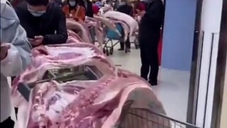 Apakah kamu tertawa hari ini? Jika tidak, lihat ke bawah