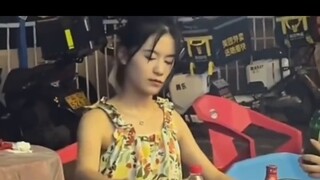 "Sekali sehari, senyum di wajahmu"