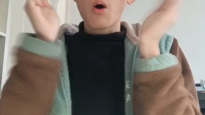 I actually used my mouth to type out Xu Mengyuan’s “color-x”!