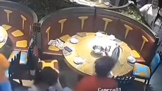 In this case, the restaurant does not have to pay compensation, right?