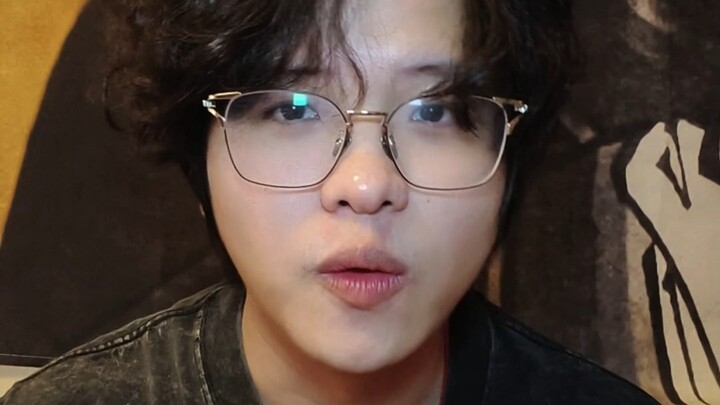 Pacar asing saya berkata bahwa saya ibarat kesatria suci abad pertengahan yang masih hidup