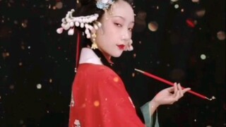 Gadis-gadis Hanfu yang memukau di TikTok!