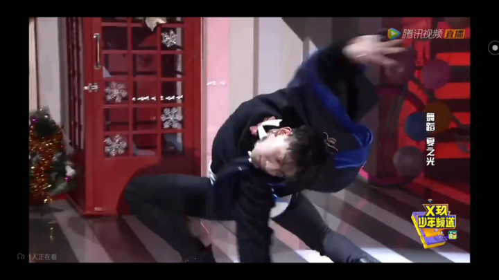 I’ve always thought Xia Zhiguang, you’re someone with a very flexible body! A nurse at the sanatoriu