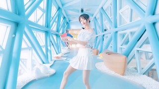[Mu Nian] The energetic girl dances to the song Da Da Da, what bad intentions could the little dolph