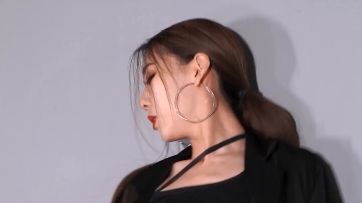 [Vertical 4K] Is it the oily shine you like... dancing to Park Ji-yeon T-ARA every second