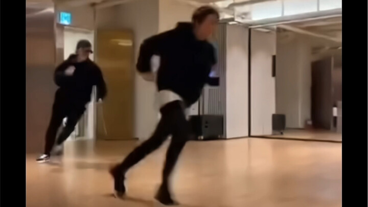 【EXO】This livestream has so many hilarious moments