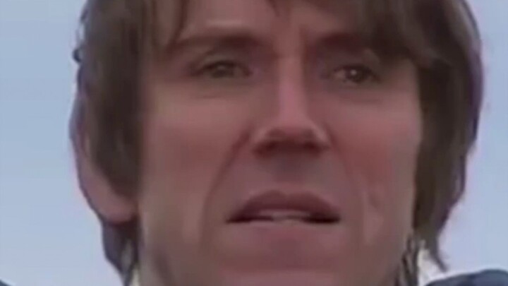 Maaf, Pak, di sini tidak bisa pakai teko tanah ungu.