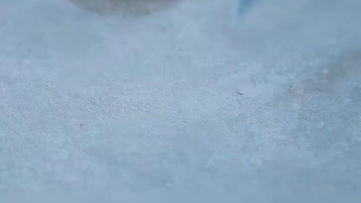 Aku dipaksa menikah dengan pengacara yang dingin,dia melimpahiku dengan kasih sayang tanpa akhir！