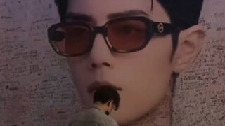 Xia Xia: "Xiao Zhan's face can only be put on your mouth, not your hands"!!! Hahaha, you have to sig