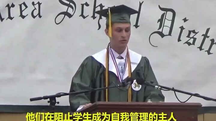 Pidato Kelulusan SMA Paling Mengguncang di AS, Dihentikan di Tengah Acara tapi Seluruh Ruangan Berte