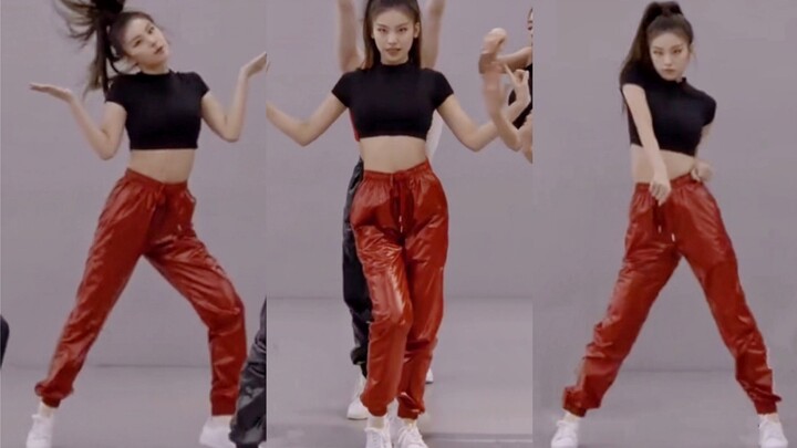 【هوانغ لي تشي YEJI】ITZY WANNABE تصوير مباشر من غرفة التدريب