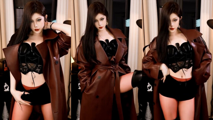 1.21 Live Stream Recording | Anke La Red Windbreaker, Elegant Woman