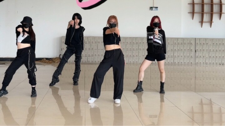 أغنية BLACKPINK الجديدة "Shut Down" مقطع فردي سريع