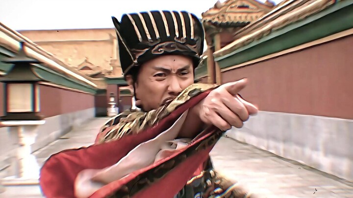 “Juara angkat besi Dinasti Ming, Yan Shibin—ngomong begitu rasanya agak kejam juga buat dia, ya.”