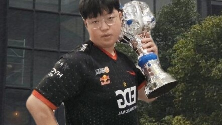 You know, I’ve been an EDG fan for ten years.