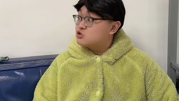 الأم: كيف يمكن أن تتعثر في المكان نفسه مرتين؟