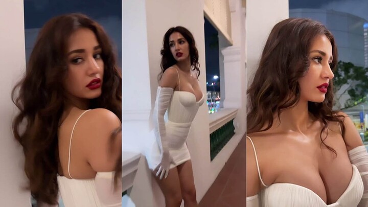 Disha Patani Hot Dress A Dreamy White Enough To Flaunt (.)(.) #shorts #dishapatani #bollywood