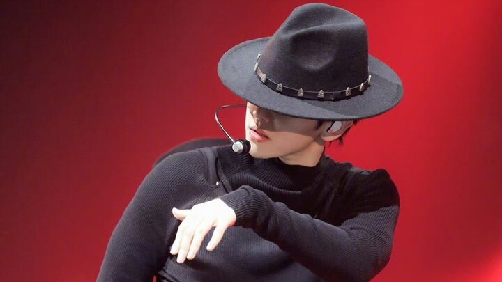 Ultimate sexual tension beneath the top hat! Byun Baekhyun’s “Bambi” 240317 Ultra-Clear 4K Straight 