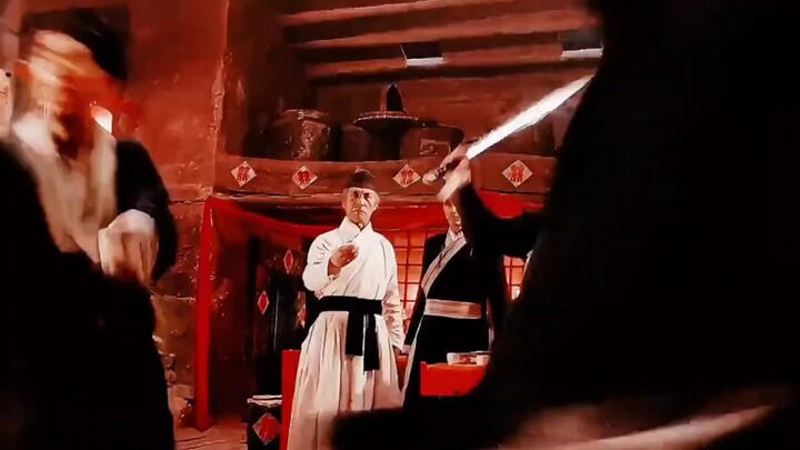 “With a hall full of blossoms intoxicating three thousand guests, a single sword brings frosty chill