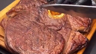 Grilled Tom and Jerry style beef