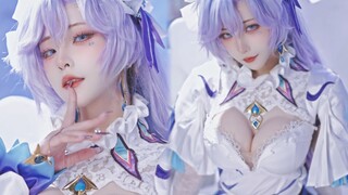 Ibu bilang semakin cantik seorang wanita, semakin beracun dia