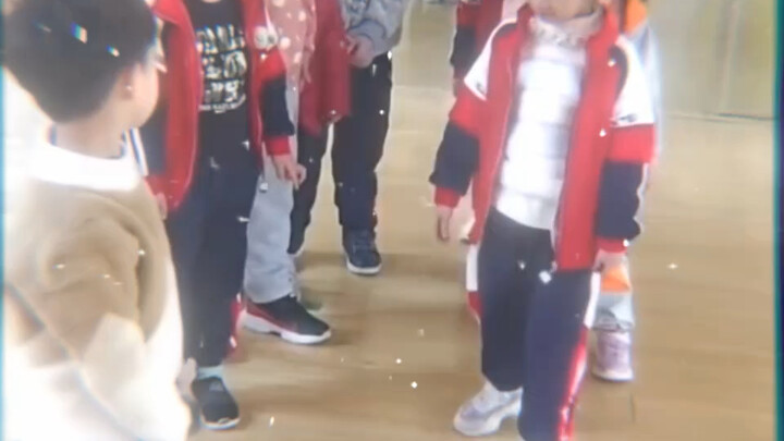 ฉันปฏิเสธทุกคนได้ เพียงเพื่อรอเธอ