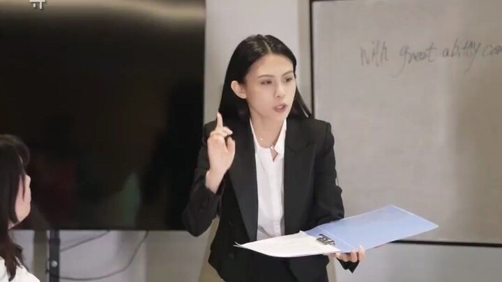 震惊！邪魅霸总竟然，强迫花季少女做这种事~！