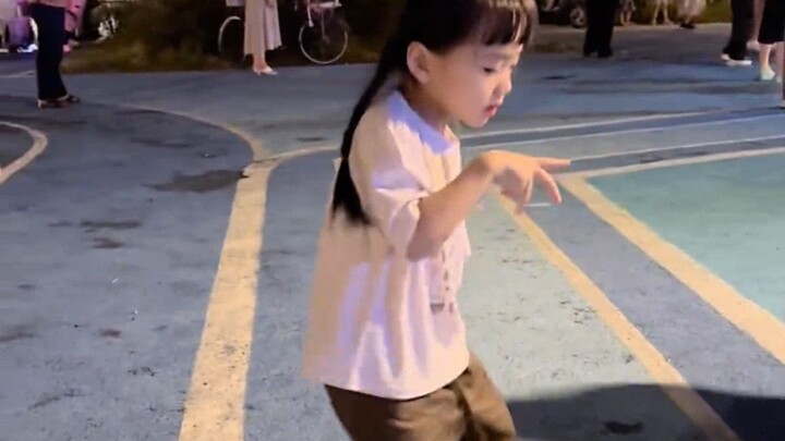 Xiao Kalamí's Confident "Every Step"