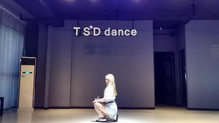 听说我有点像玟星?mamamoo-egotistic舞蹈翻跳