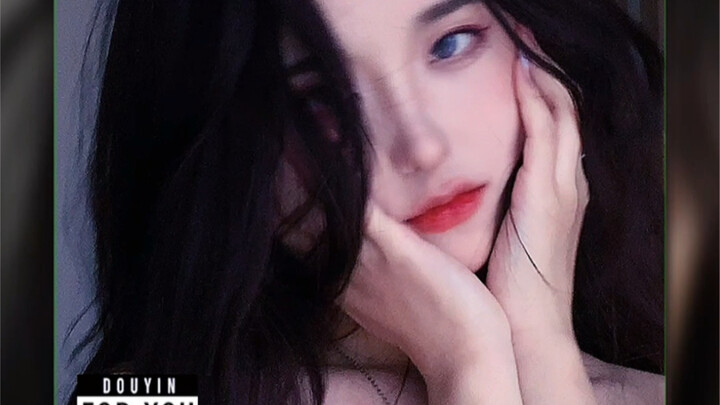 Just snapping a cover photo? Wow... this actually looks pretty good?