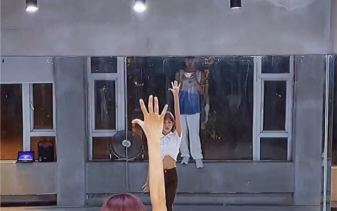 【你好方翻跳】TWICE - I Can’t Stop Me