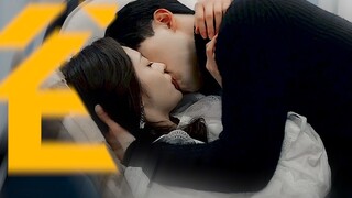 ภาวะขาดออกซิเจน! ฉากจูบหวานๆ แบบนี้จะมีได้ยังไง! คุณไม่ได้ปฏิบัติกับเราเหมือนเราเป็นคนนอกจริงๆ นะ! -