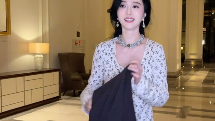 Where’s the exit button in this video? It’s so cute I’m melting.