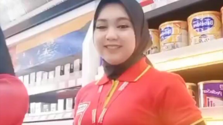 Si gemoy semut merah