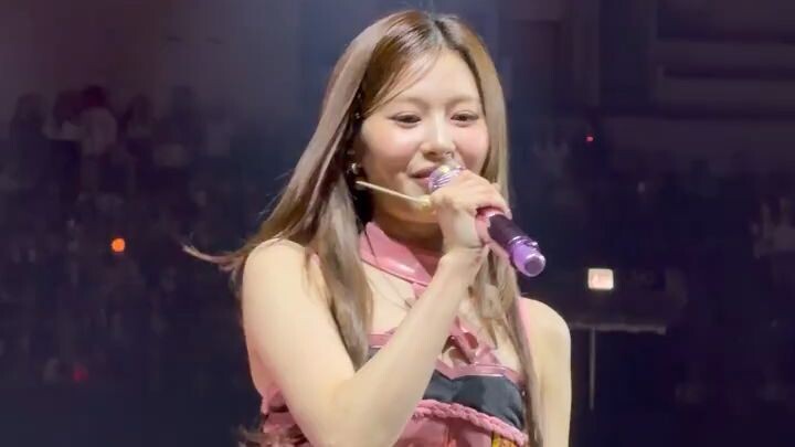 赛车服这套的纱_twice_twice欧巡_twice演唱会_Twice_赛车服这套的纱_twice