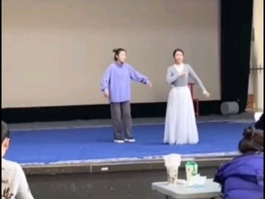 Jun Xiao from Jie Ge's video: Behind-the-scenes rehearsal footage from Duanqiao cut