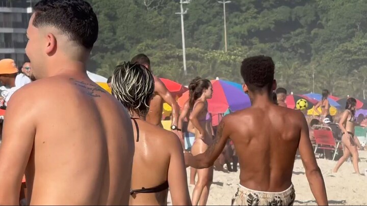 🇧🇷 Leme Beach A Beautiful Day