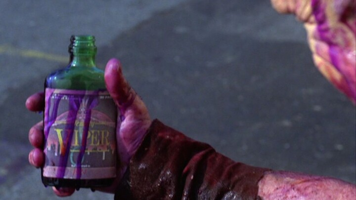 Sci-Fi: Homeless Guy Finds Super-Toxic Alcohol—One Sip and Your Body Starts to Corrode and Dissolve!