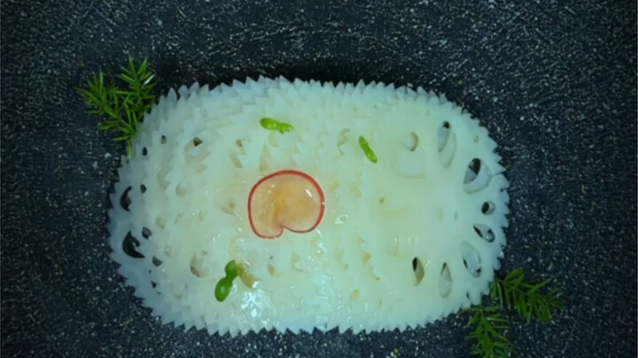 Salad talas renyah dengan tampilan menarik.