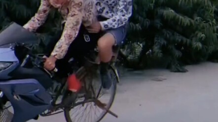 เก่งเรื่องเสแสร้งขนาดนี้เลยเหรอ