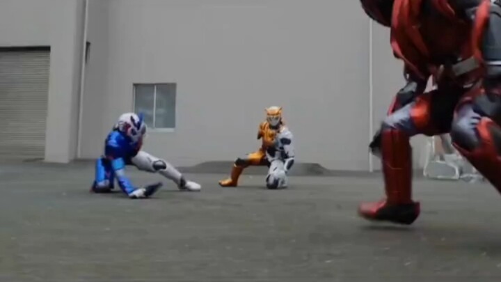 Kamen Rider Akko 01 ra mắt, đầy áp lực