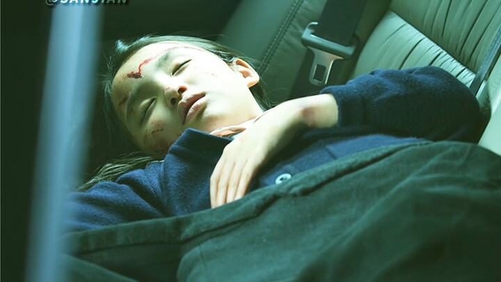 You can always trust Simon Yam's acting.