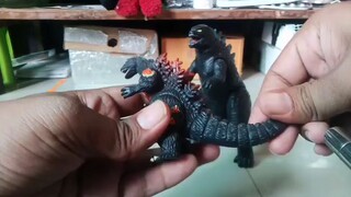 หุ่นก็อตซิลล่า Godzilla