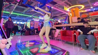 Em yêu đường cong cơ thể này quá, đẹp quá~ Vương Tâm Linh yêu em~